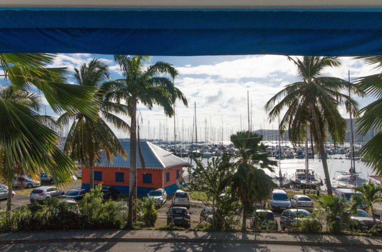 Apartamento Un Pied-A-Terre Face A La Marina Le Marin Exterior foto